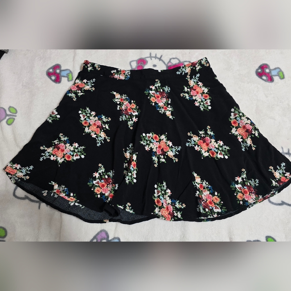 Elegant Floral Skater Skirt in Black